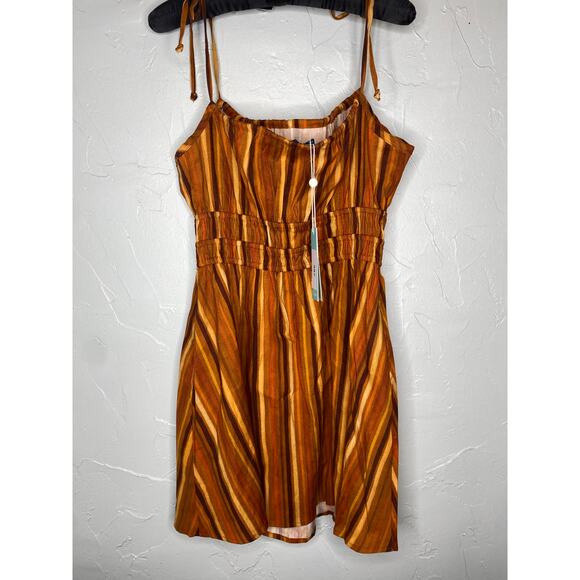 Shore Linen Striped Sundress - Picture 3 of 8